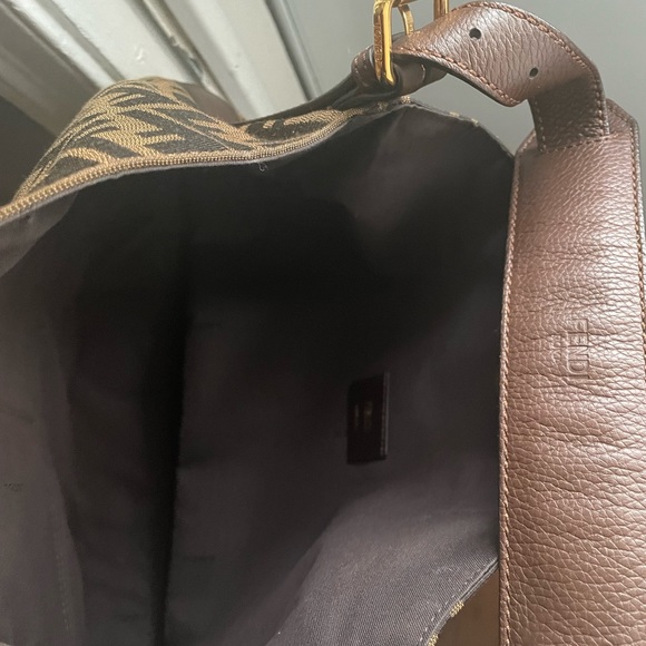 Fendi bag for sale good condition used once - Picture 5 of 5